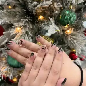 Beautiful Christmas-themed nail design at Got You Nails & Beauty, Diamond Creek Shopping.